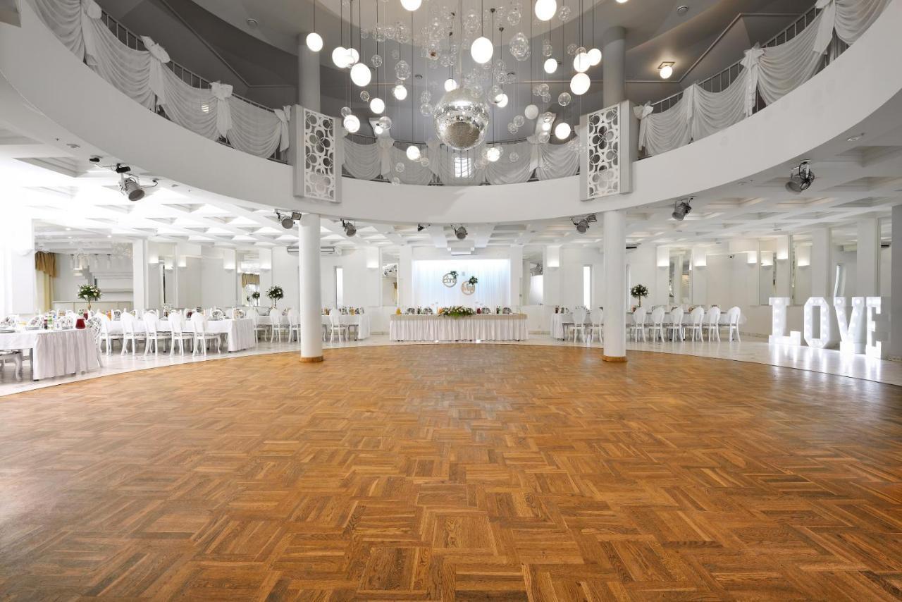 Hotel Agat Piotrków Trybunalski Exterior foto